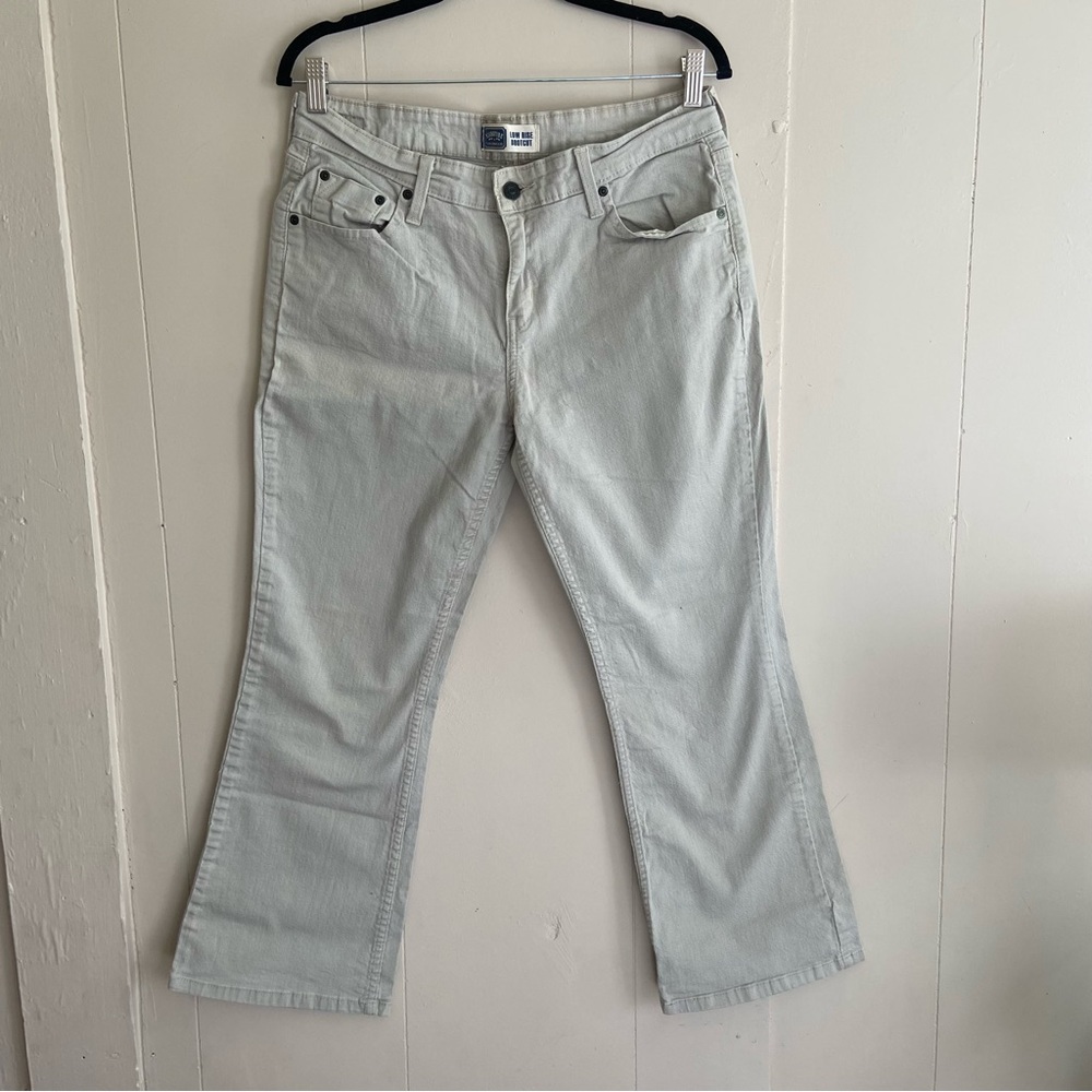 LEVI Signature Women’s jeans, Low Rise Boot cut, Size Misses 13 Short, b…